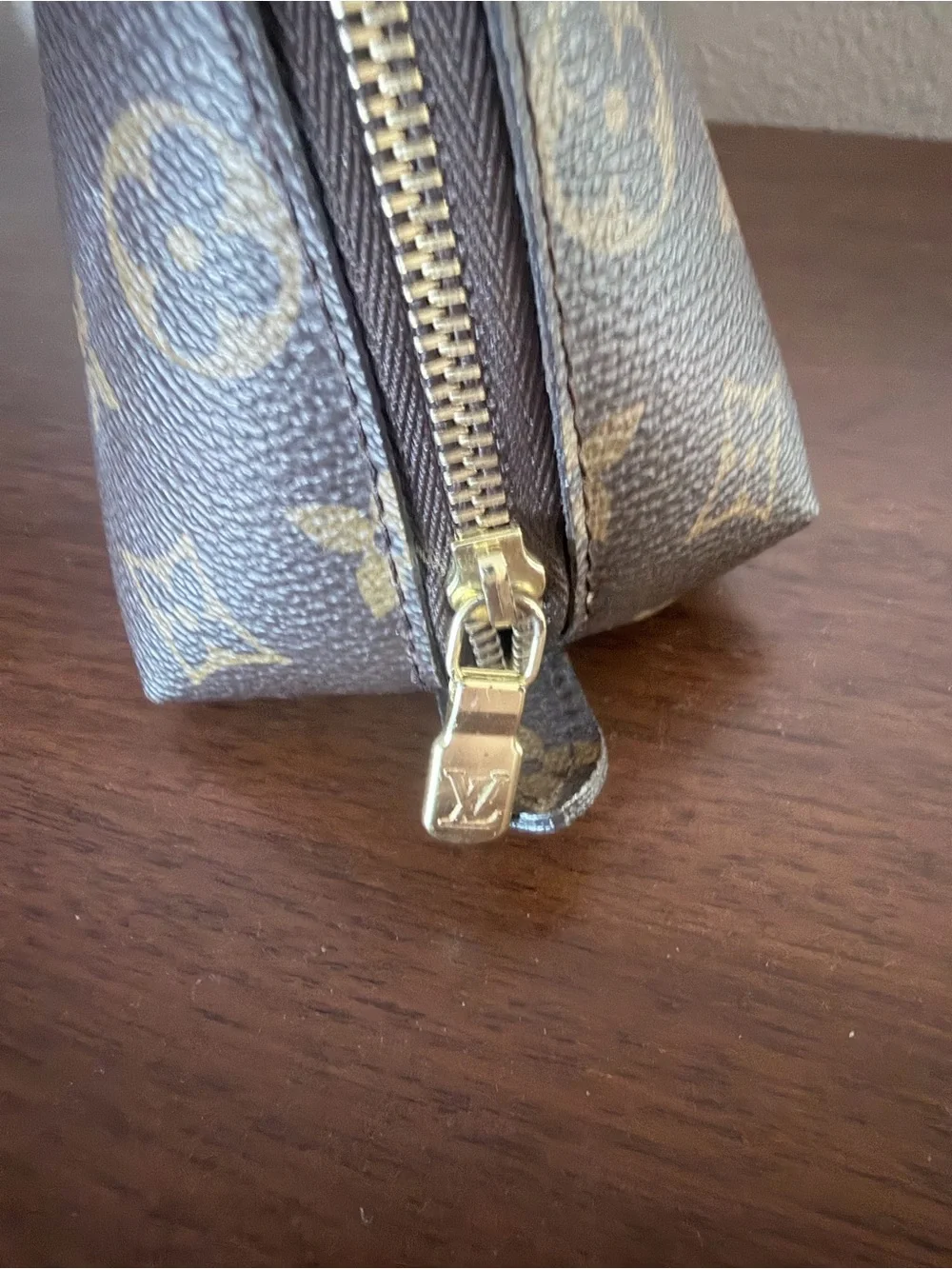 Louis Vuitton Monogram Cosmetic Pouch - Trousse Demi Ronde, Authentic